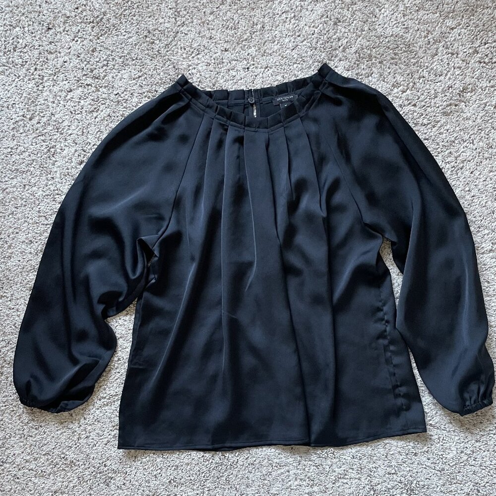 - Ann Taylor - NWT Black Silky 3/4 Sleeve Top